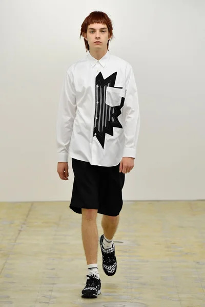 Look 20